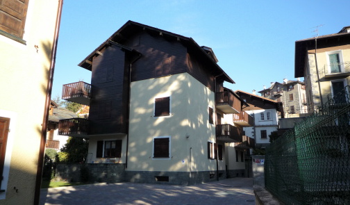 Bormio affittasi comodo bilocale con posto auto - VIA S. BARBARA RIF. 265