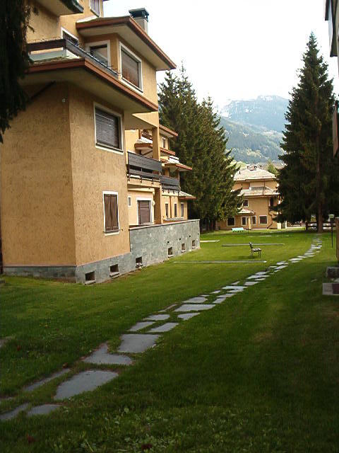 Affittasi comodo quadrilocale in Bormio - VIA S. BARBARA RIF. 036