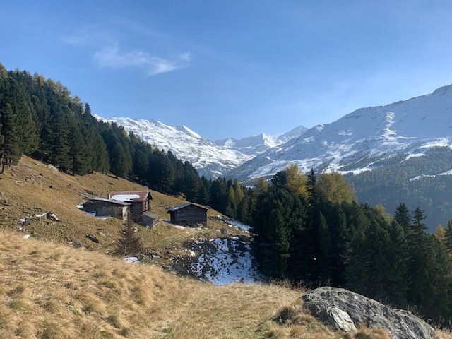 SANTA CATERINA VALFURVA VENDESI UNICA PROPRIETA' CON TRE BAITE