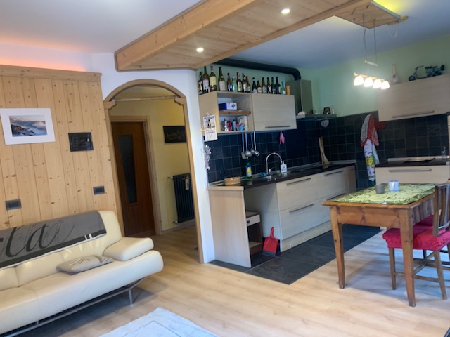 Valfurva, vendesi trilocale in casa privata - VIA S. ANTONIO RIF. 089
